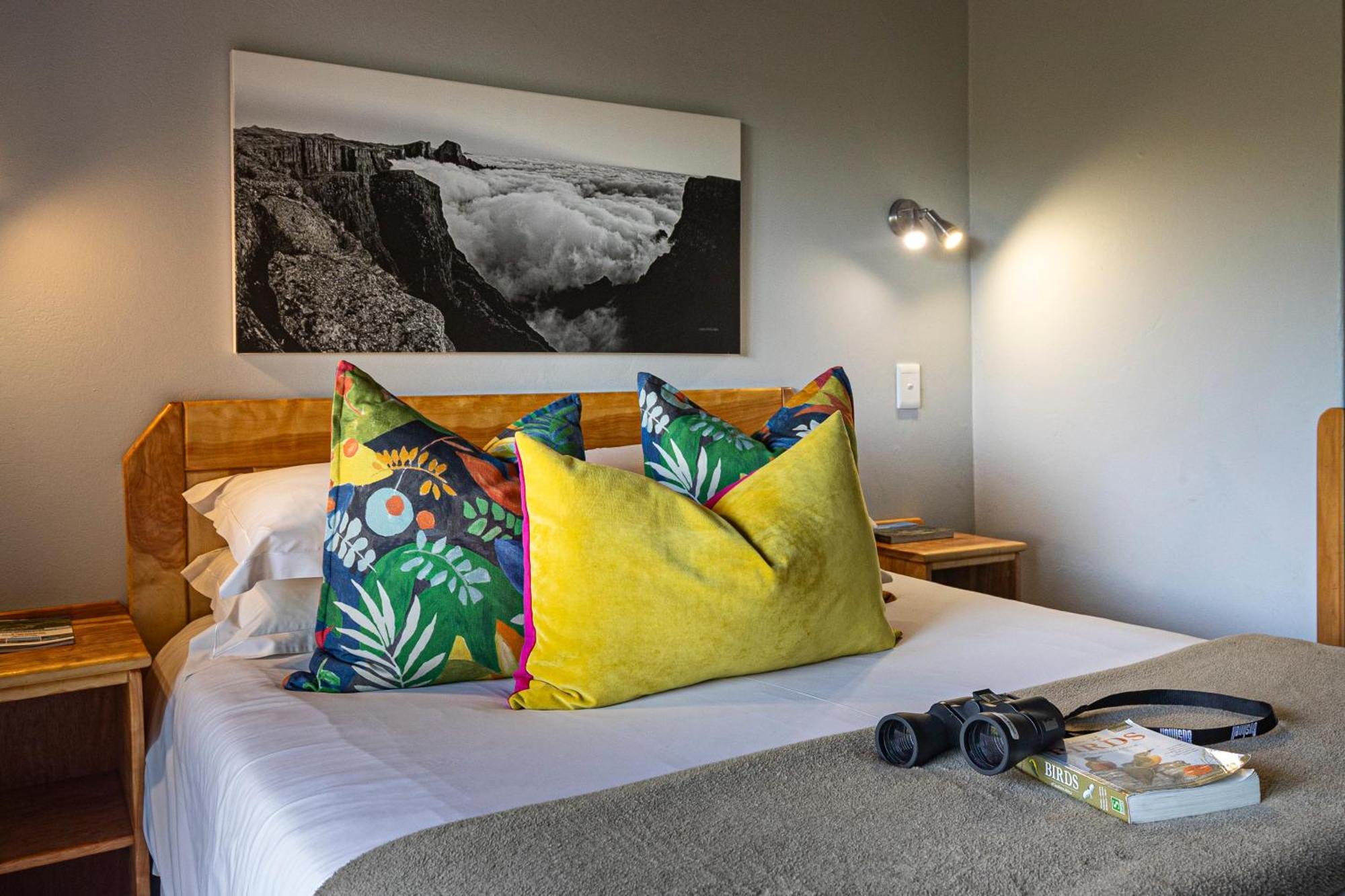 Cavern Resort & Spa Бергвил Екстериор снимка