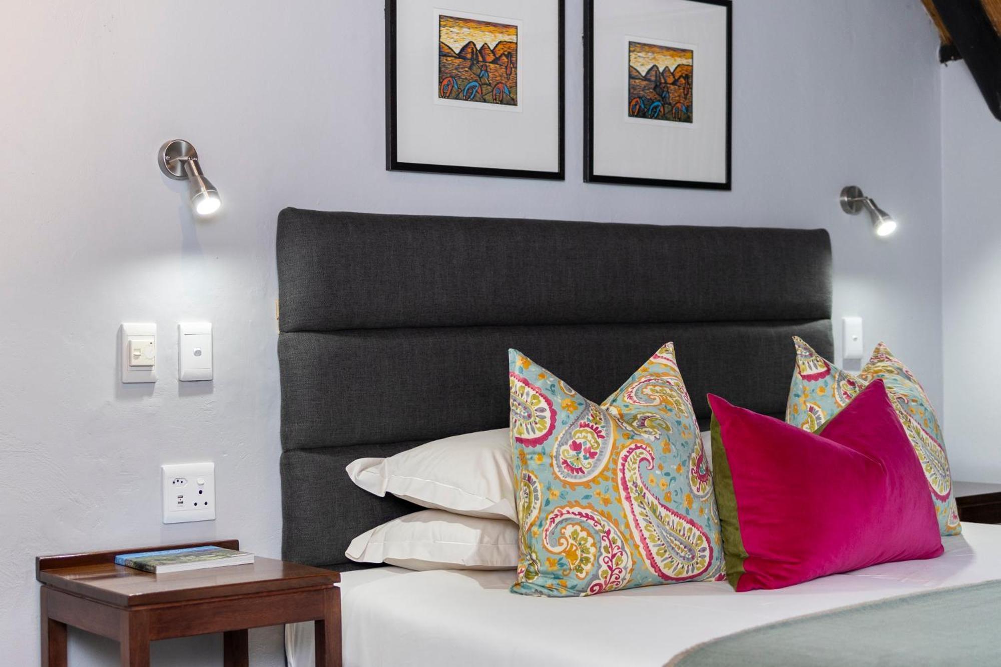 Cavern Resort & Spa Бергвил Екстериор снимка